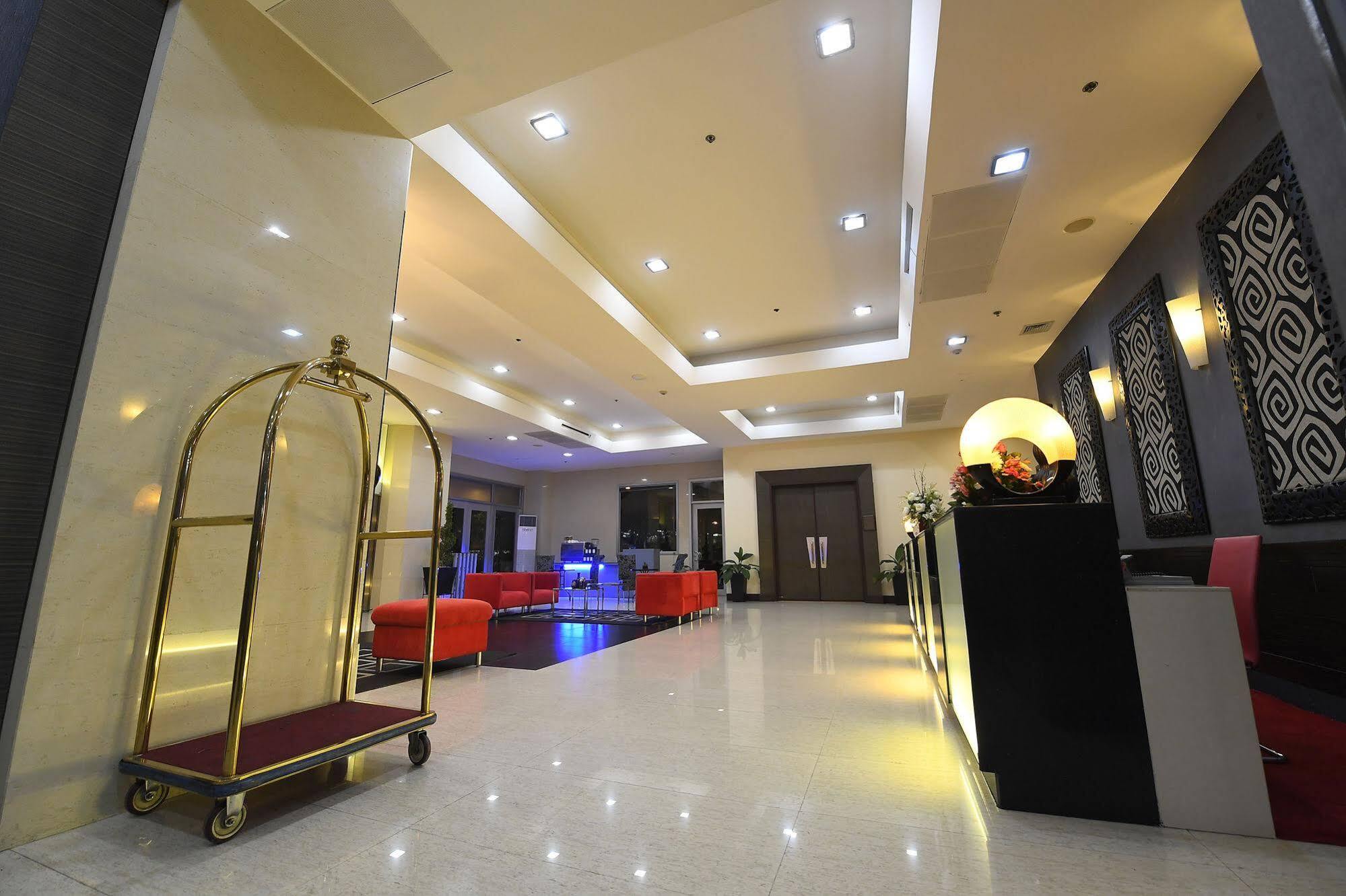 סנטה רוזה Paseo Premiere Hotel מראה חיצוני תמונה
